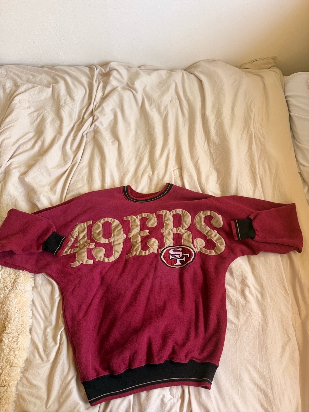 VINTAGE 90’s San Francisco 49ers Red Crewneck Sweater
